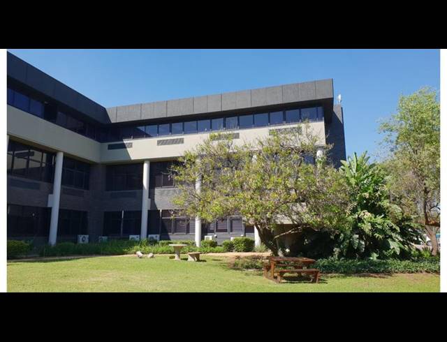 BUSINESS PROPERTY TO RENT IN ALLANDALE